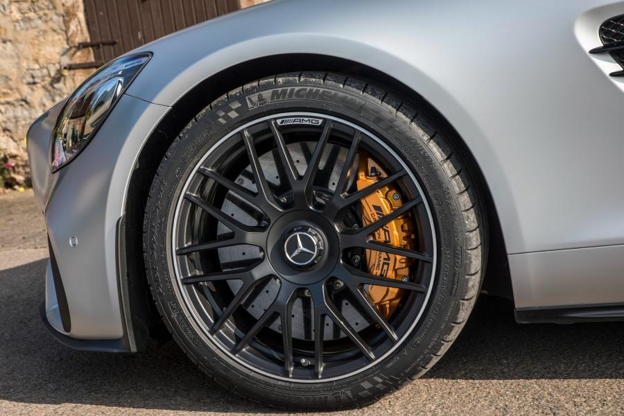 Колеса Mercedes-AMG GT S (C190) 2017 года  (фото 35 из 49)